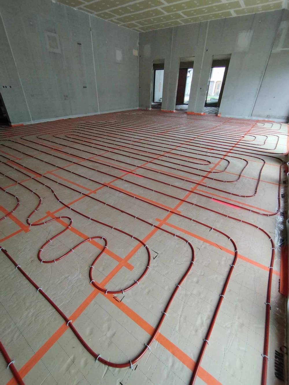 plancher chauffant Lorraine énergie école des savoirs varennes-en-argonne